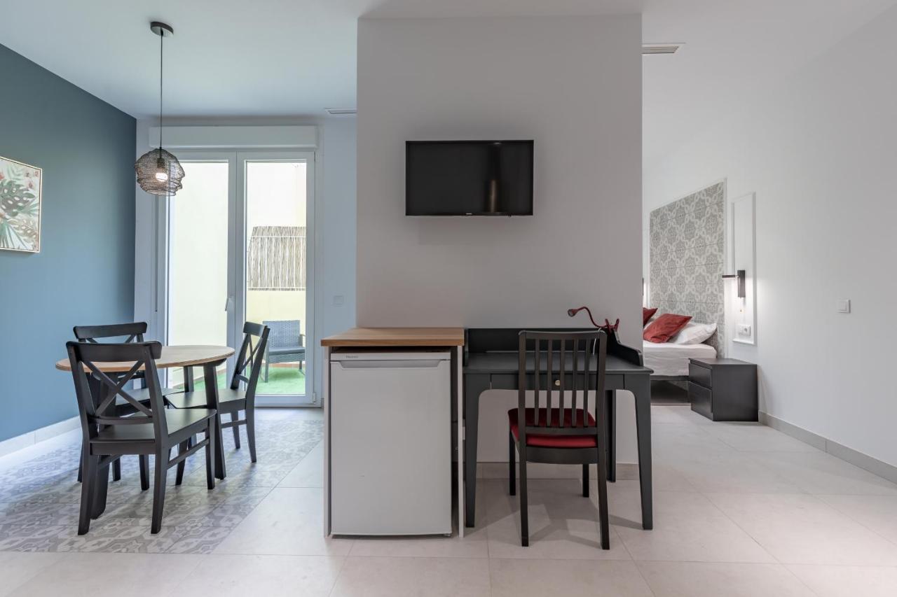 Chic & Comfortable Apartment, Private Terrace Валенсия Экстерьер фото