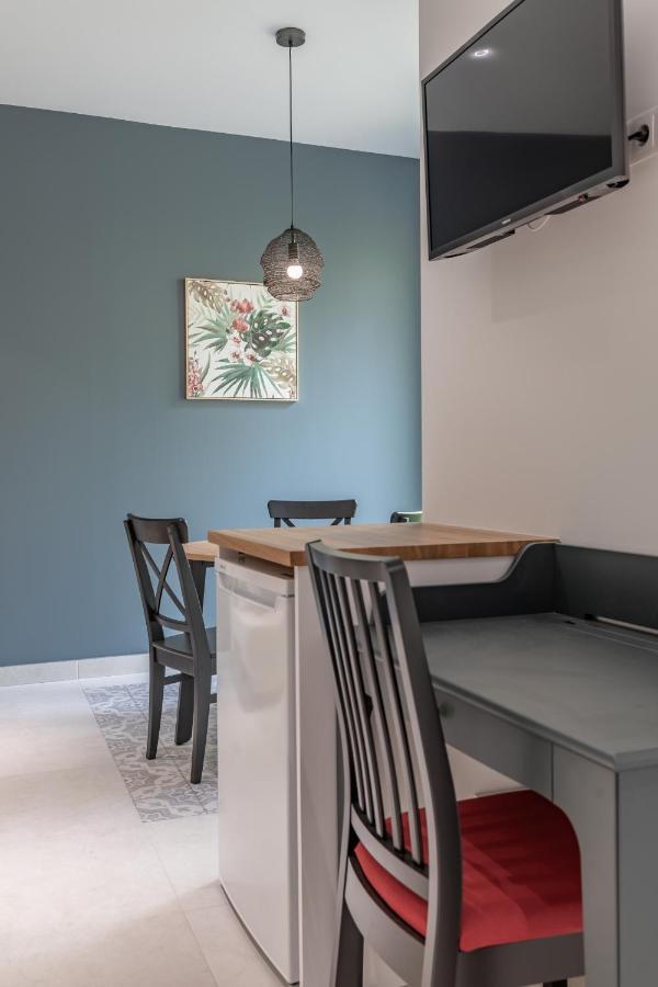 Chic & Comfortable Apartment, Private Terrace Валенсия Экстерьер фото